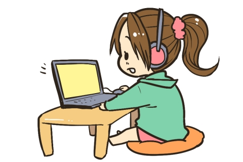 家でパソコンをする女性のイラスト