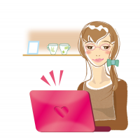 家でピンクのノートパソコンをしている女性